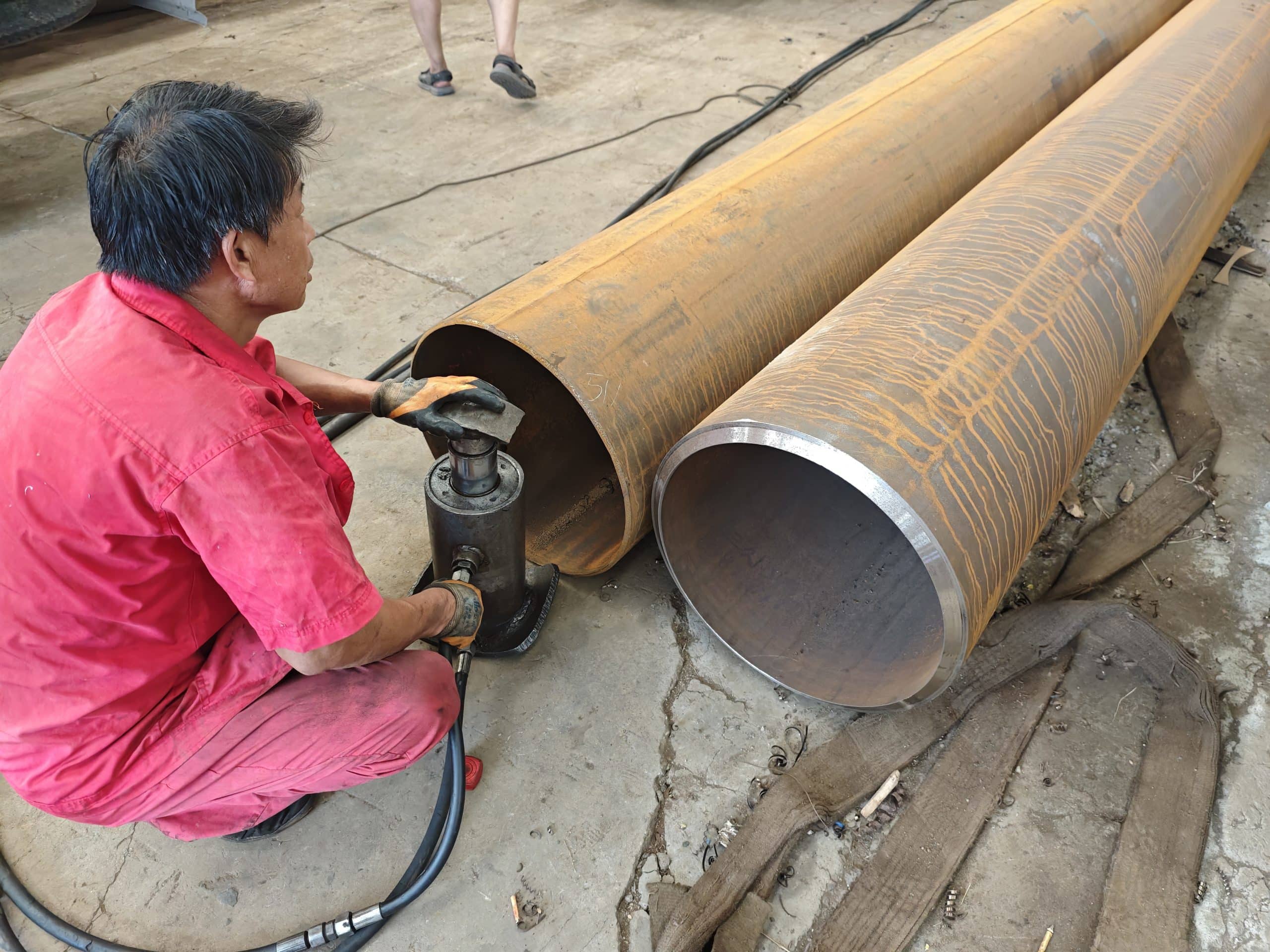 Steel Pipe Pre-Weld Surface Treatment and Cleaning Standards: From Blast Grade to Salt Contamination Testing — The Quality Gate Every Buyer Must Understand 3 A671 CC65 19 scaled